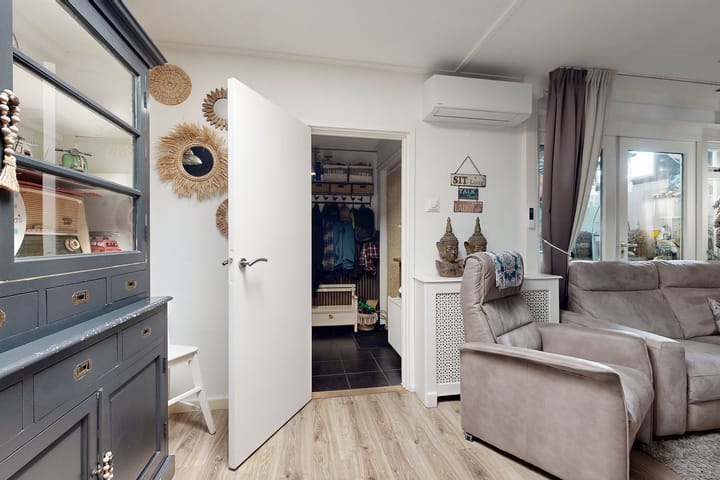 Tussenwoning te koop: Prins Willemstraat 17, Klundert