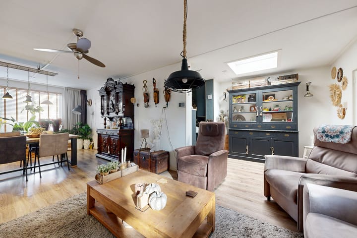 Tussenwoning te koop: Prins Willemstraat 17, Klundert