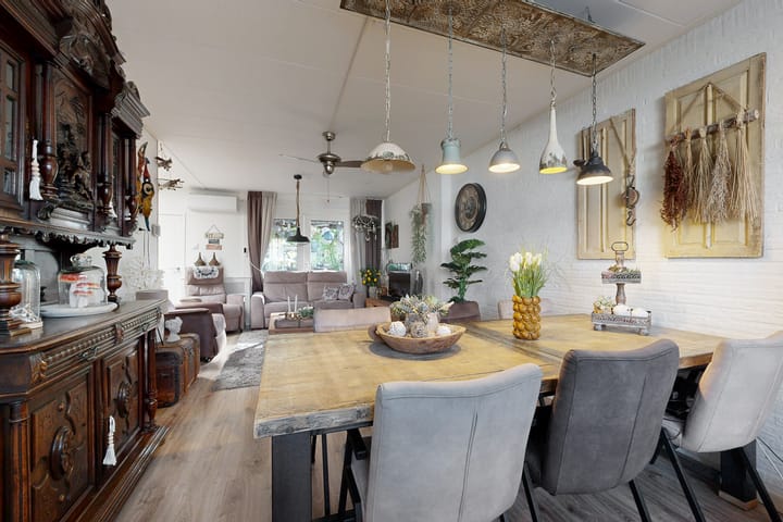 Tussenwoning te koop: Prins Willemstraat 17, Klundert