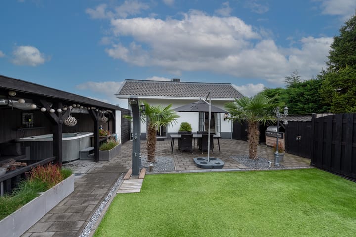 Vrijstaande woning te koop: Oud-Loosdrechtsedijk 113CX1, Loosdrecht