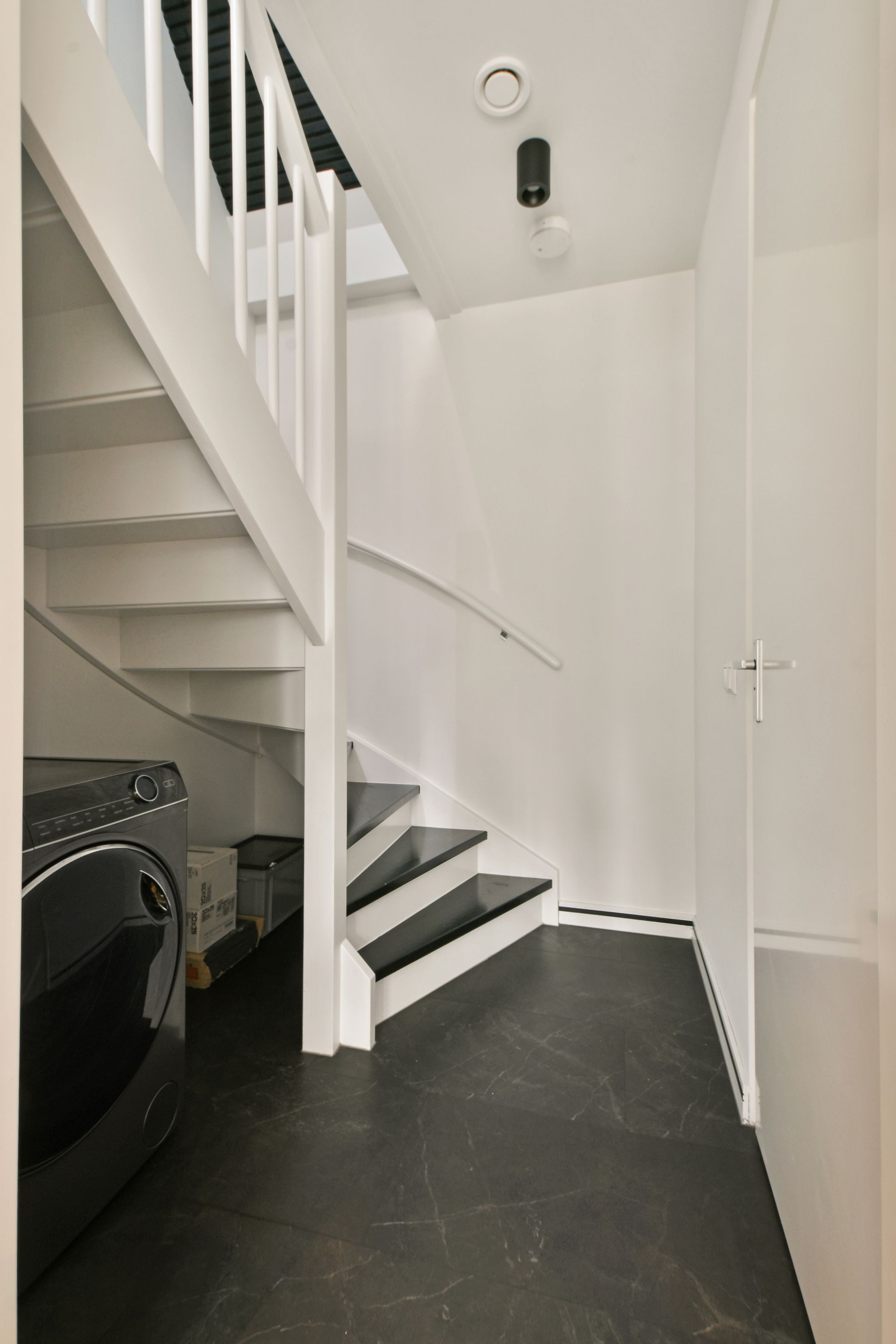 Photo 15 of Silenestraat 15-D
