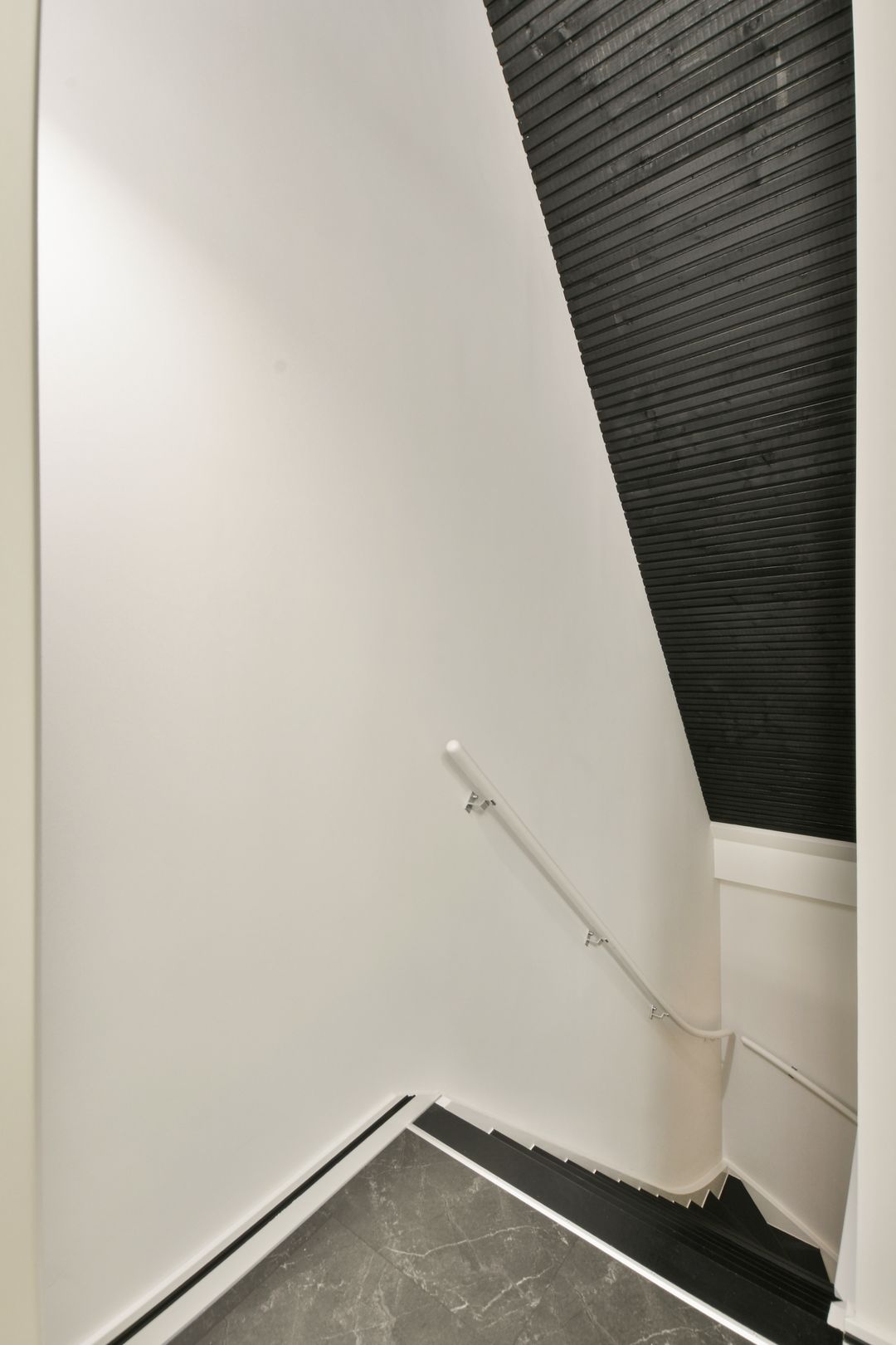 Photo 16 of Silenestraat 15-D