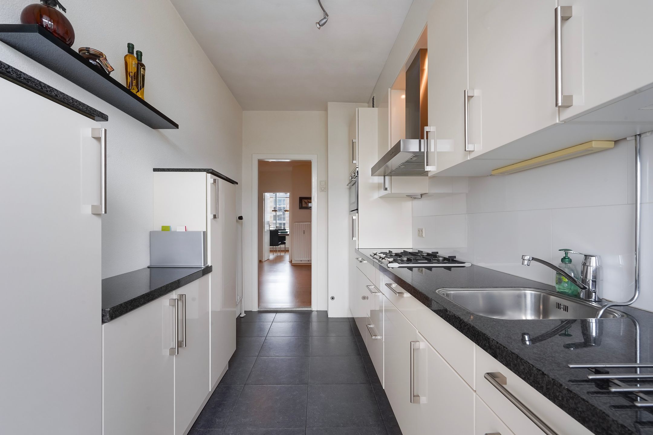 Photo 15 of Louis Davidsstraat 433