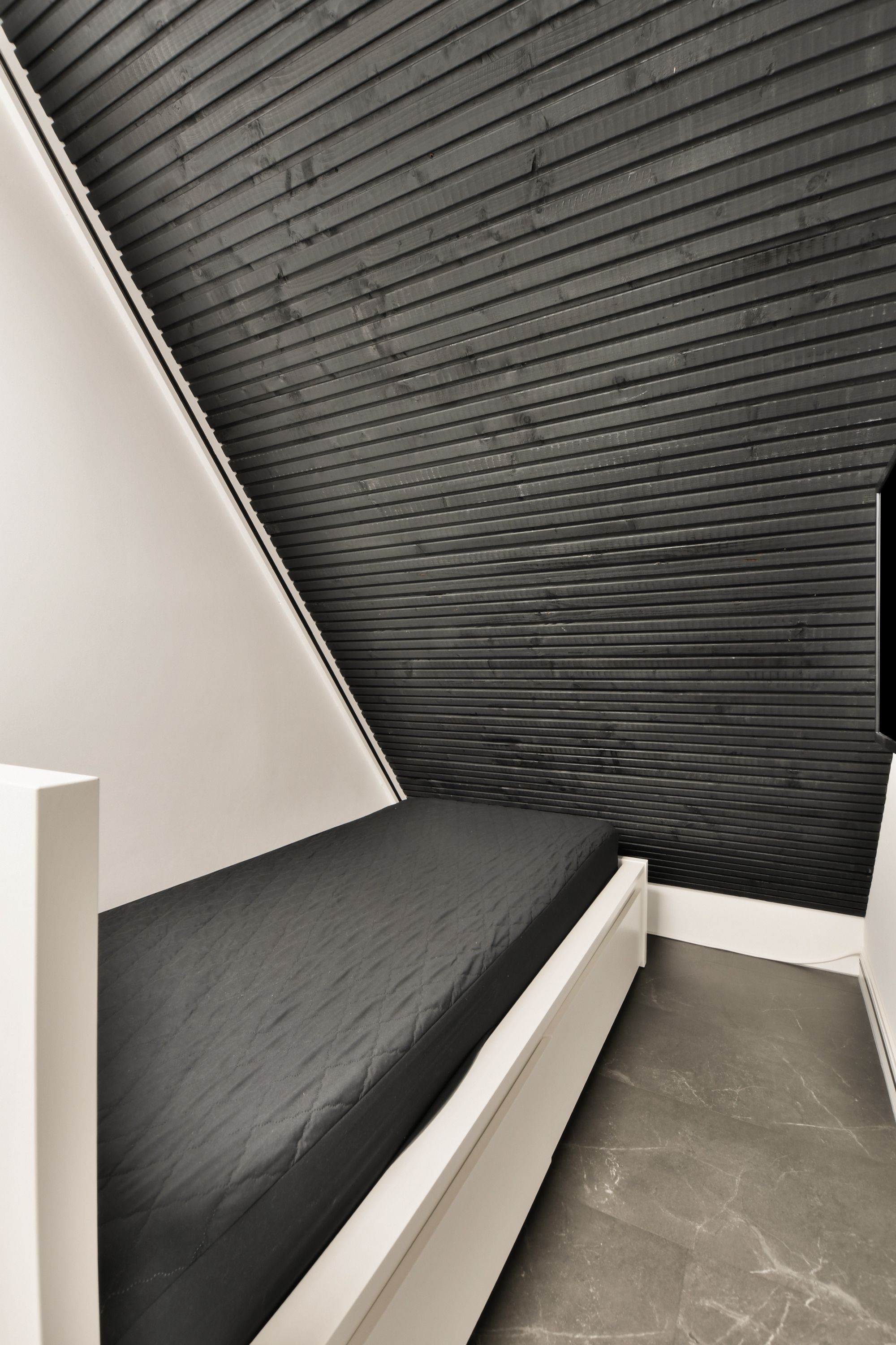 Photo 24 of Silenestraat 15-D