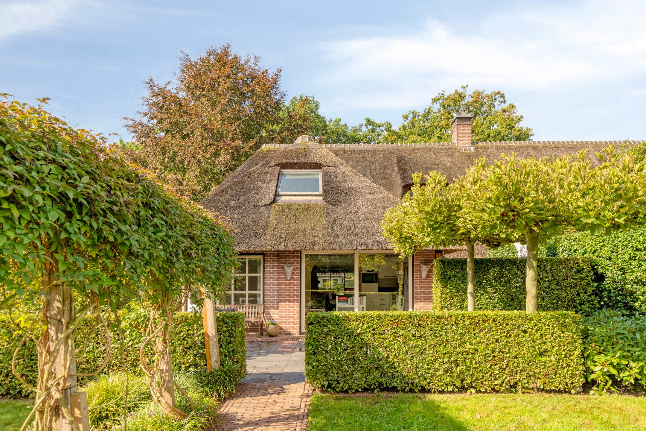 Foto 42 van Dorpstraat 8