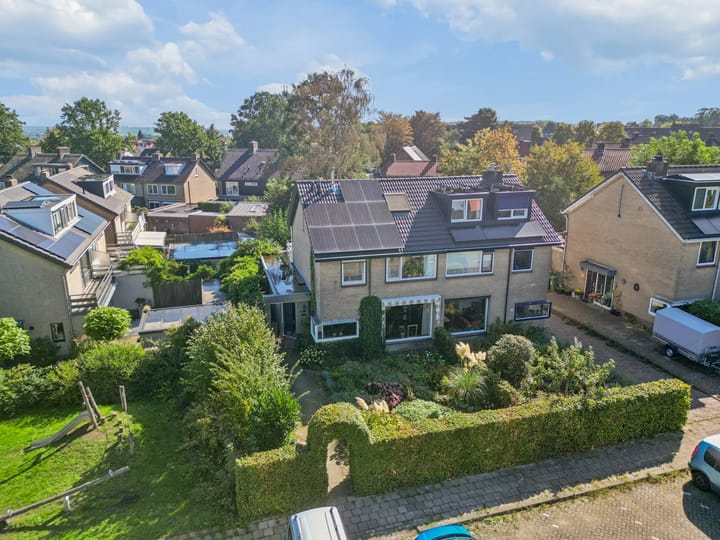 Photo 3 of Petuniastraat 16