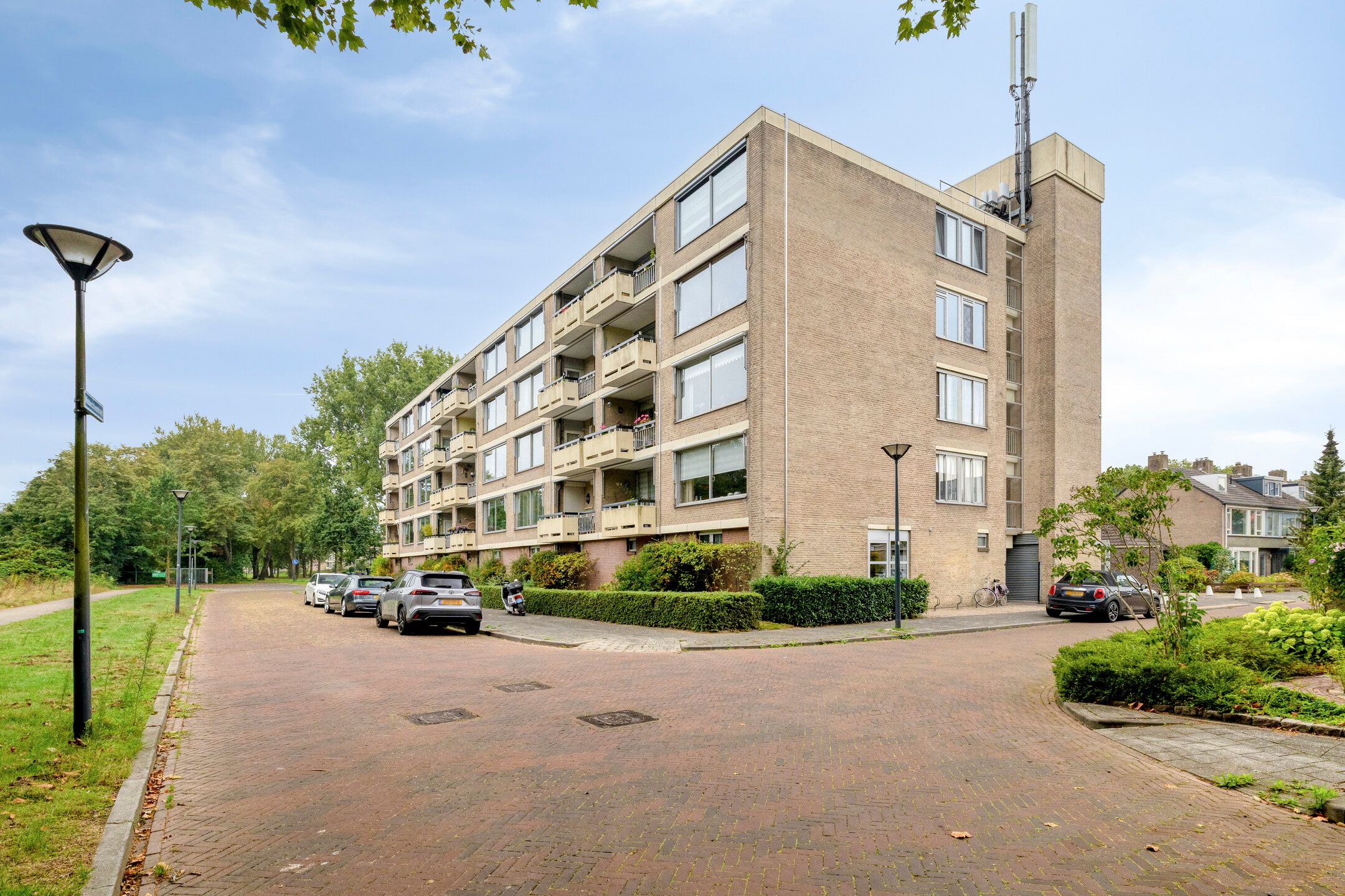 Photo 9 of Valkhofstraat 44-B