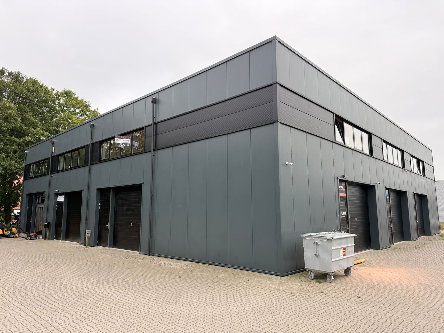 View photo 3 of Industrieweg 43-f