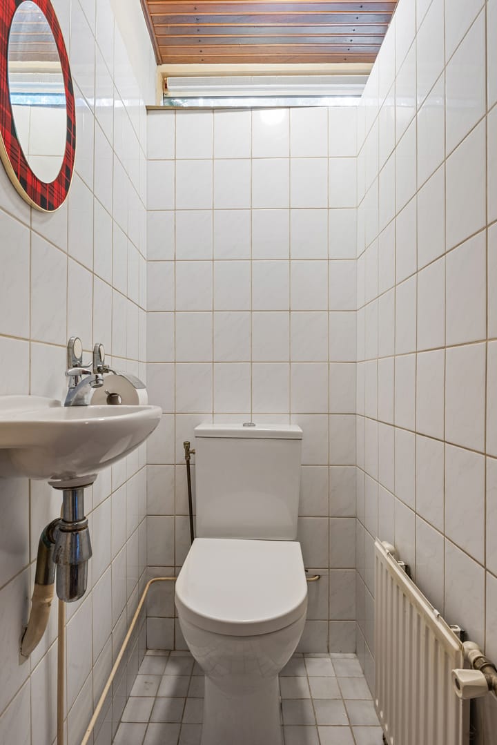 Tussenwoning te koop: Burgemeester Bickerstraat 57, Diemen