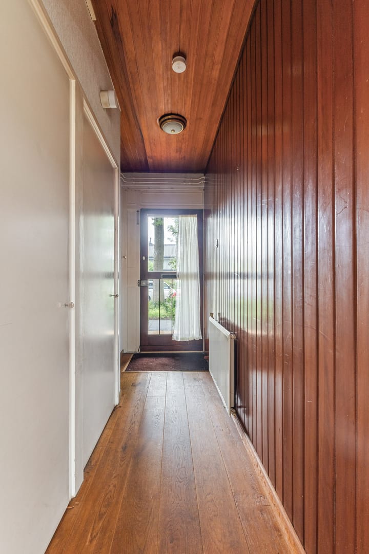 Tussenwoning te koop: Burgemeester Bickerstraat 57, Diemen