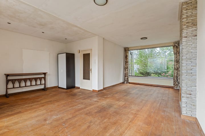 Tussenwoning te koop: Burgemeester Bickerstraat 57, Diemen