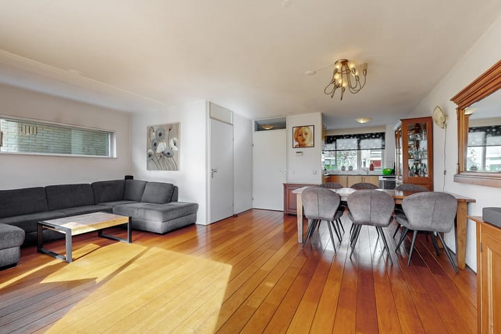 Foto 3 van Leonard Bernsteinstraat 37