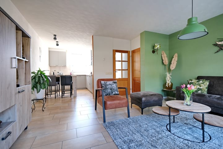 Tussenwoning te koop: Leendert Tulplaan 11, Ede