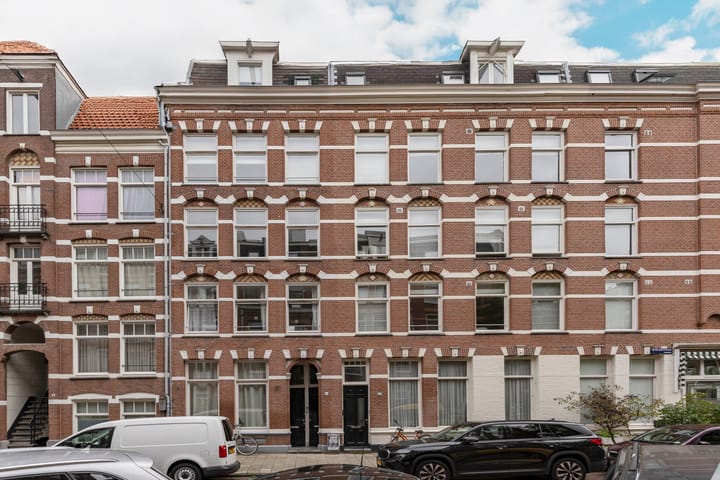 Foto 4 van Pieter Baststraat 11-2