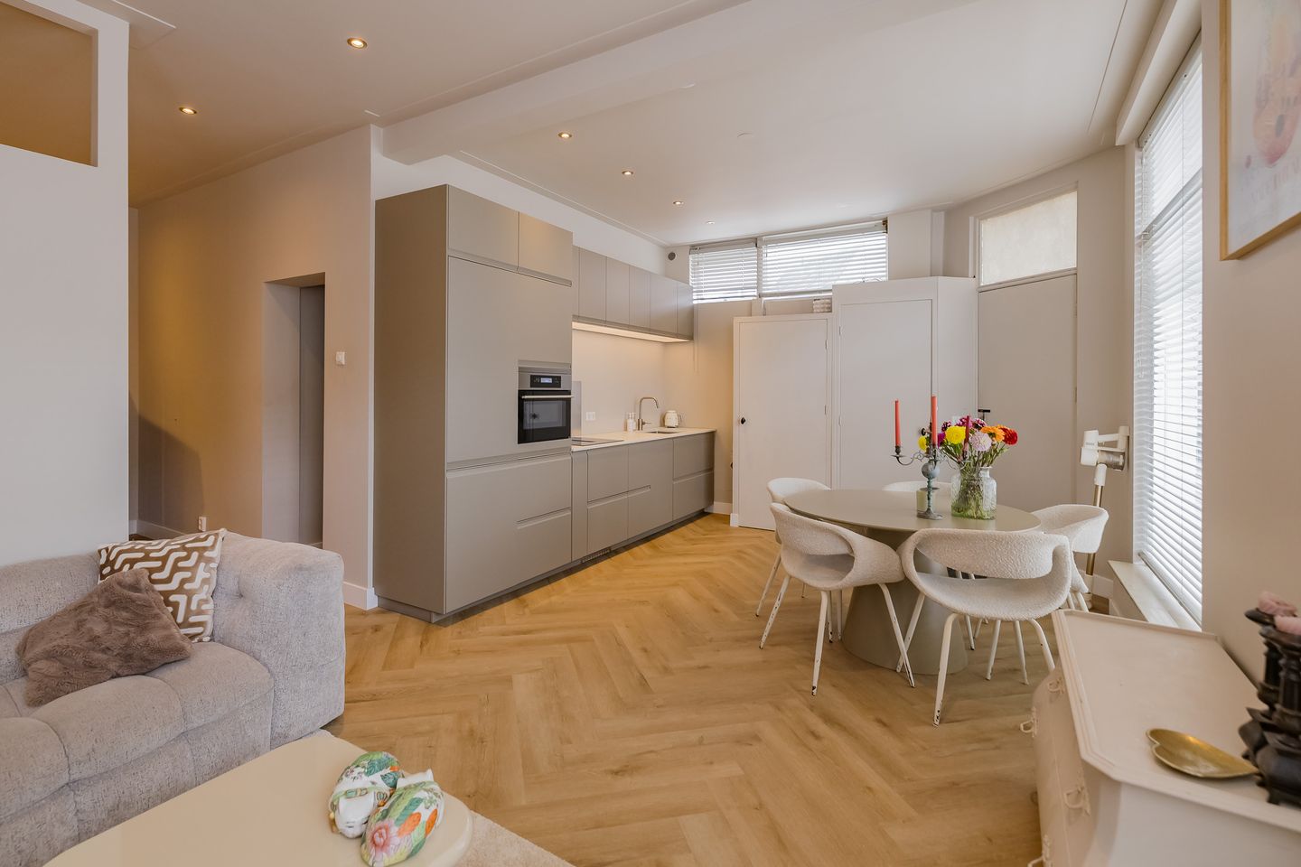 Photo 10 of Jacob van Heemskerkstraat 25