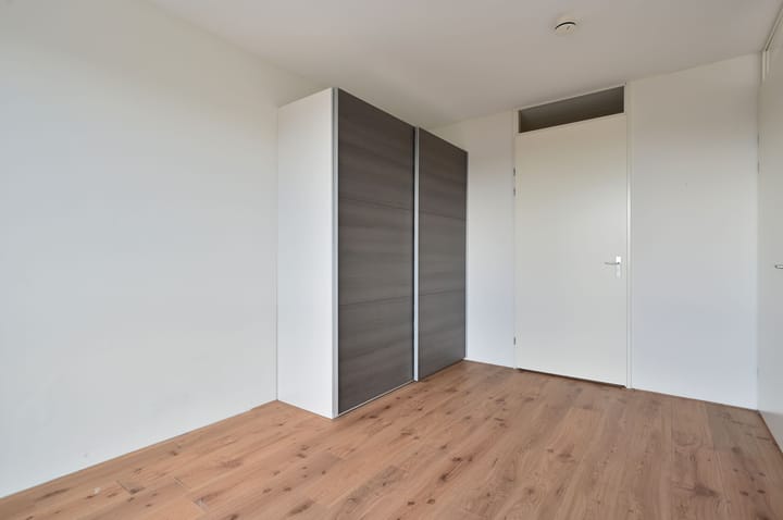 Appartement te koop: Duiker 111, Huizen