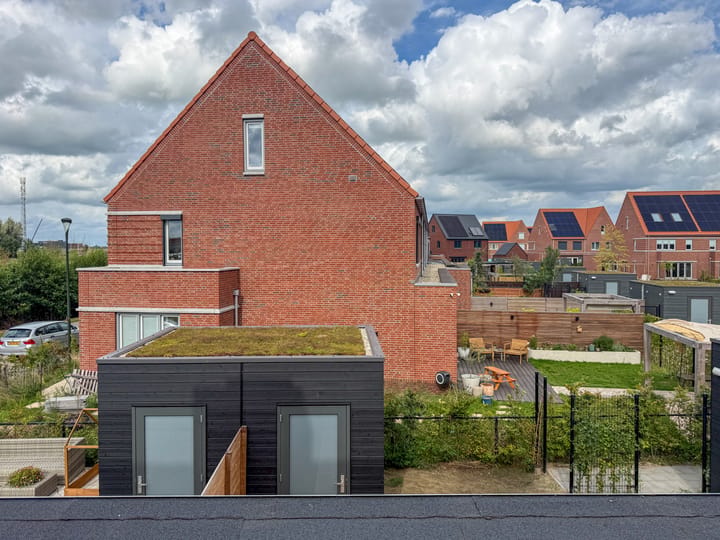 Tussenwoning te huur: Drakensbergen 3, Amersfoort