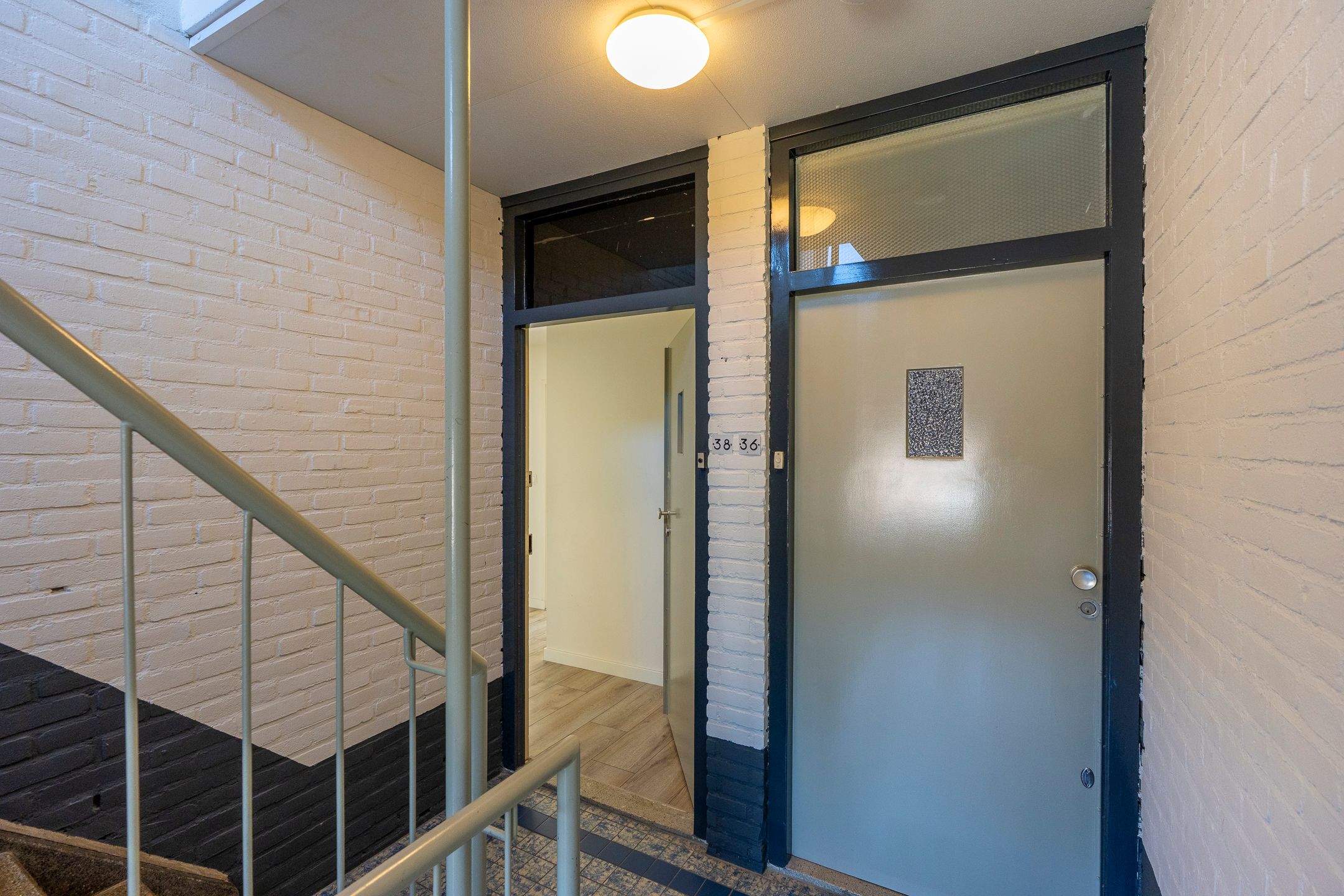 Photo 6 of Kuyperstraat 38
