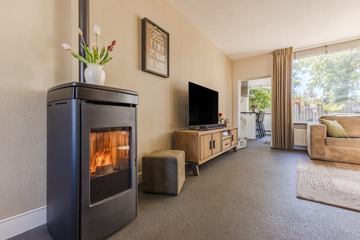 Hoekwoning te koop: Schutsboom 1, Geldrop