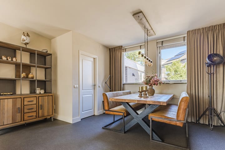 Hoekwoning te koop: Schutsboom 1, Geldrop