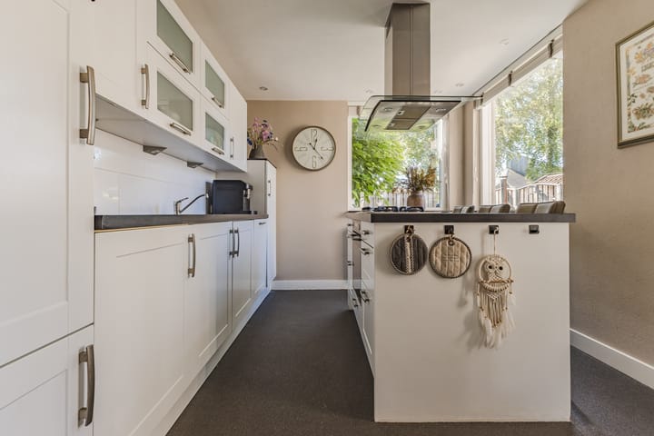 Hoekwoning te koop: Schutsboom 1, Geldrop