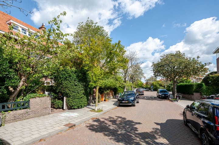 Tussenwoning te koop: Brugsestraat 16, 'S-Gravenhage