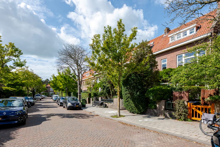 Tussenwoning te koop: Brugsestraat 16, 'S-Gravenhage