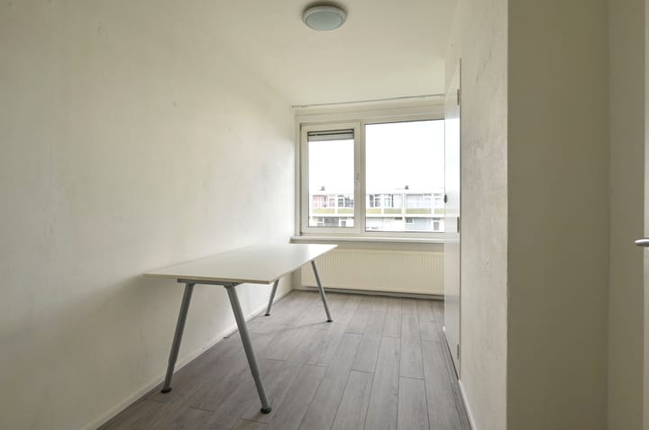 Appartement te koop: Karel Doormanlaan 84, Hilversum
