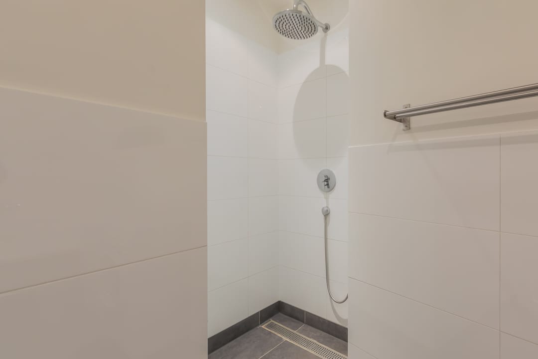 Photo 23 of Warmoesstraat 20-B
