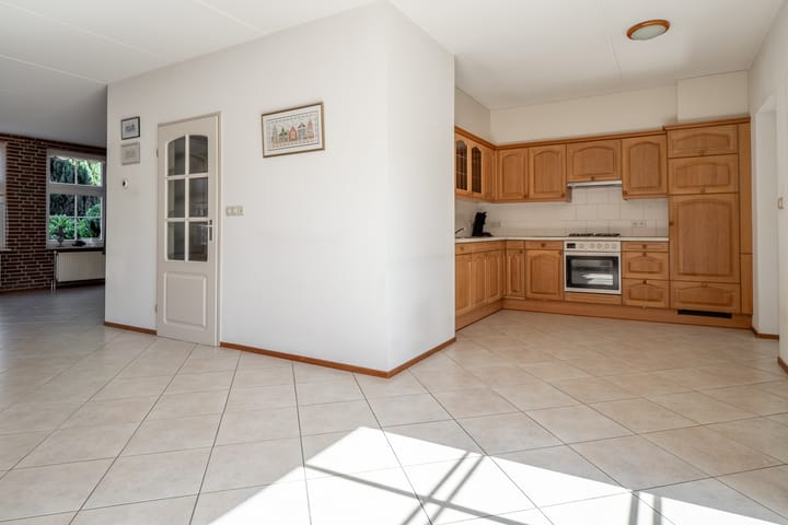 Vrijstaande woning te koop: Oosteinde 274, Vriezenveen