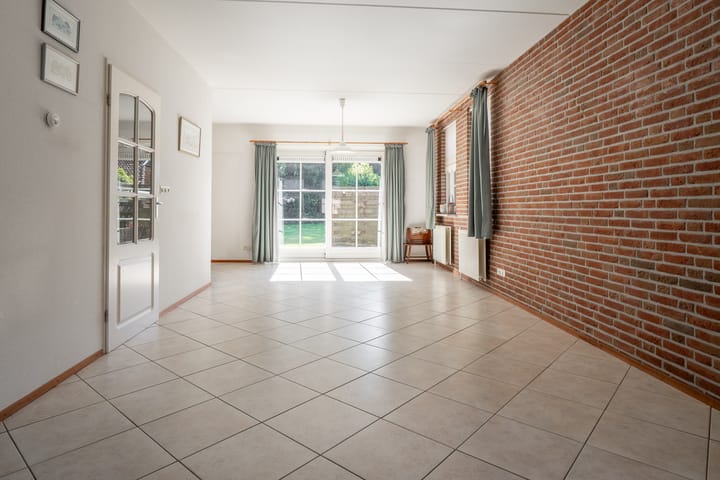 Vrijstaande woning te koop: Oosteinde 274, Vriezenveen