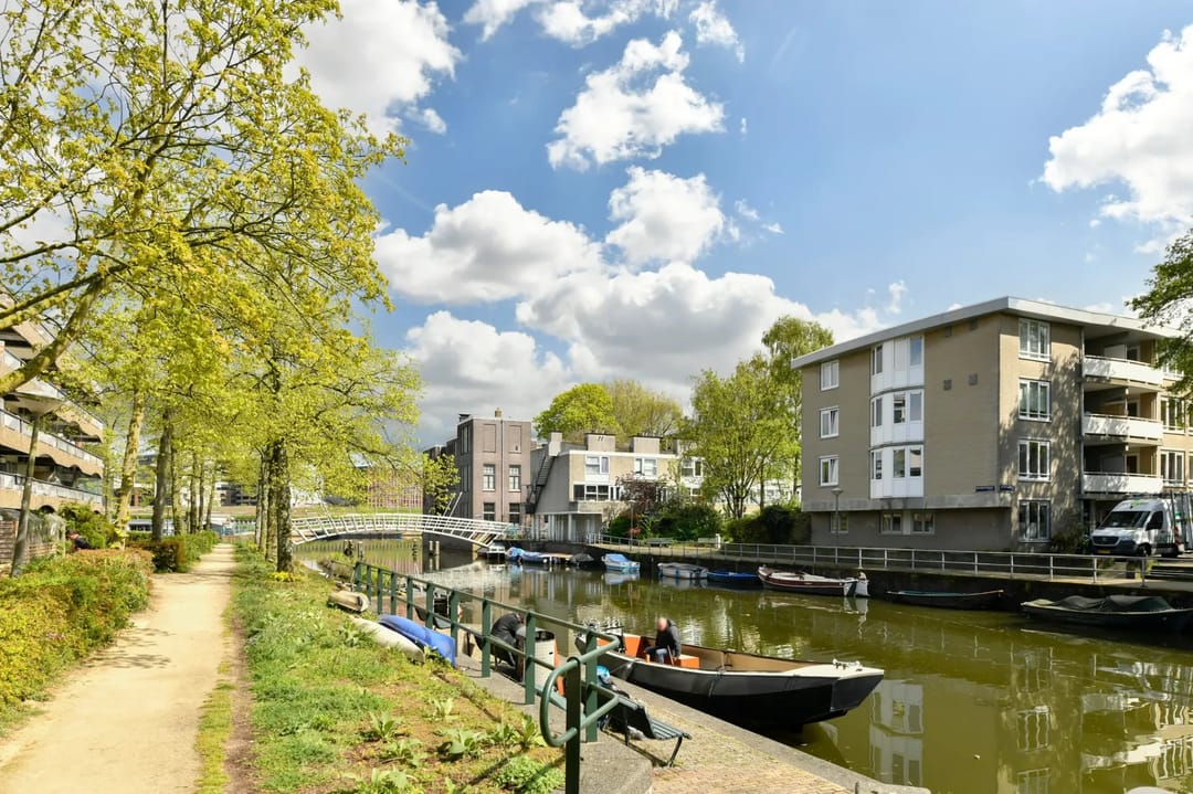 Photo 17 of Leeuwenwerf 128