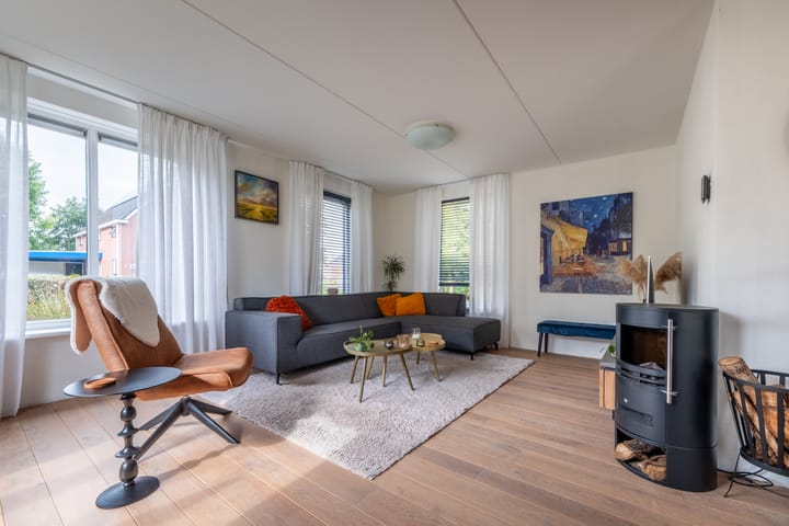 Vrijstaande woning te koop: De Oester 4, Kornhorn