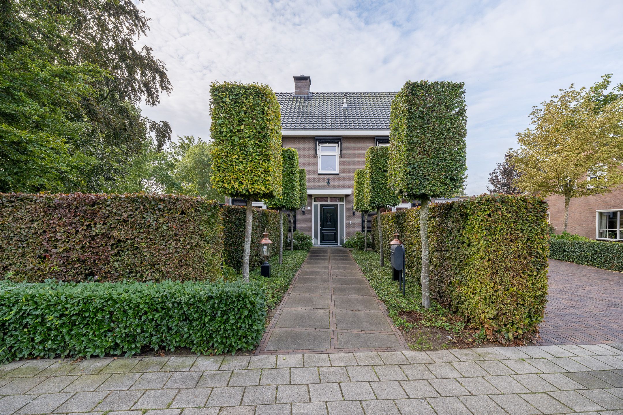 Photo 72 of Van Schothorststraat 1