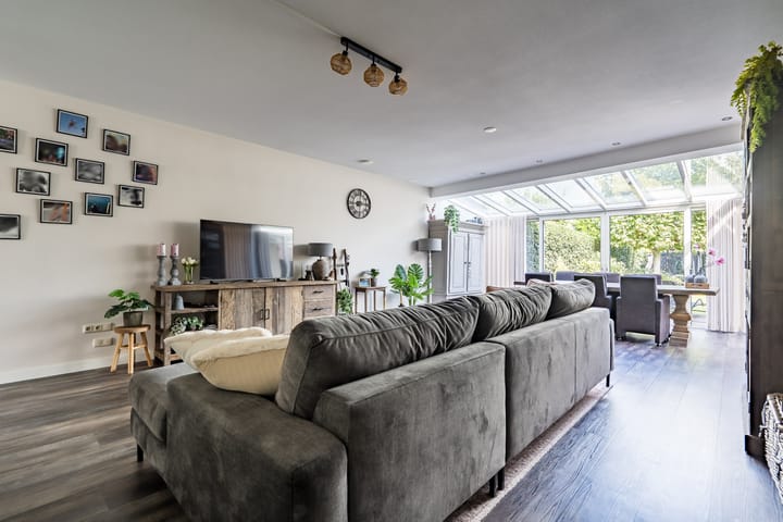 Hoekwoning te koop: hooghuijs 2, Nederweert
