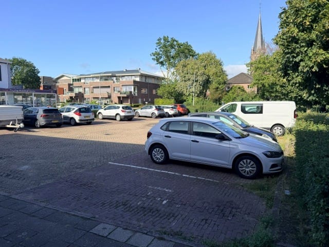 View photo 3 of Schoolstraat 3