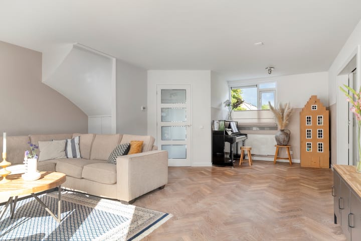 Hoekwoning te koop: Van Wijnbergenlaan 47, Barneveld