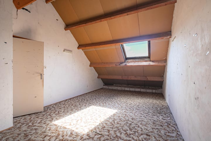 Tussenwoning te koop: Leienhoesstraat 15, Heerlen