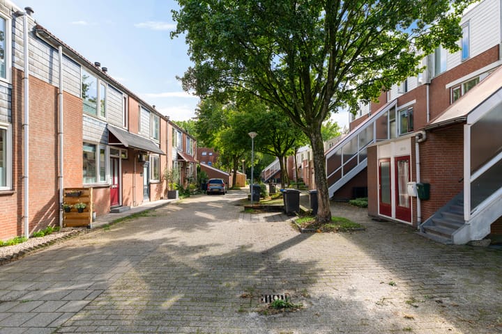 Tussenwoning te koop: Kremersheerd 10, Groningen