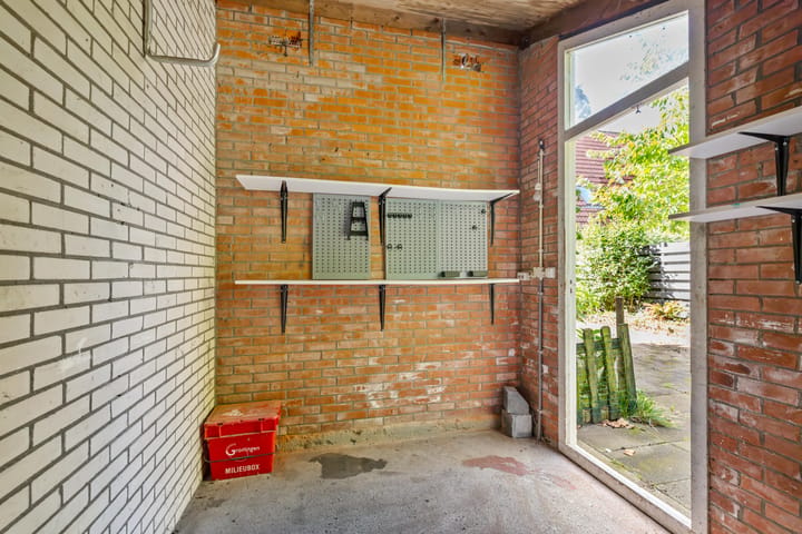 Tussenwoning te koop: Kremersheerd 10, Groningen