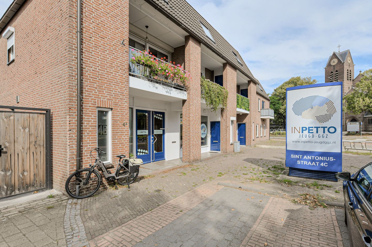 Bekijk foto 3 van Sint Antoniusstraat 4