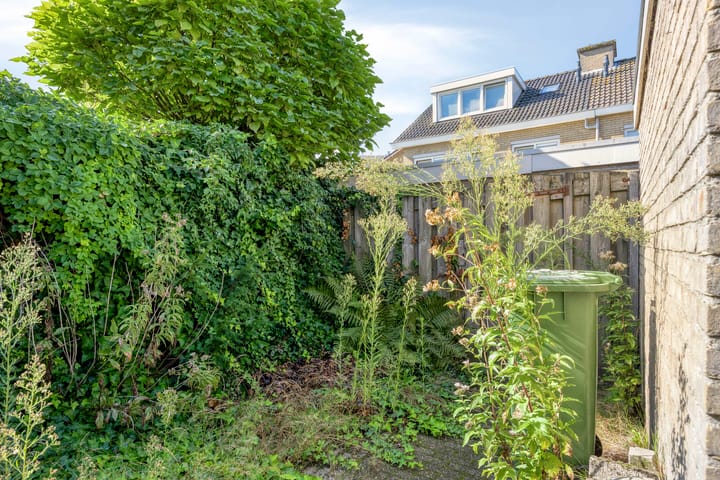 Tussenwoning te koop: Oranje-Bastion 22, Grave