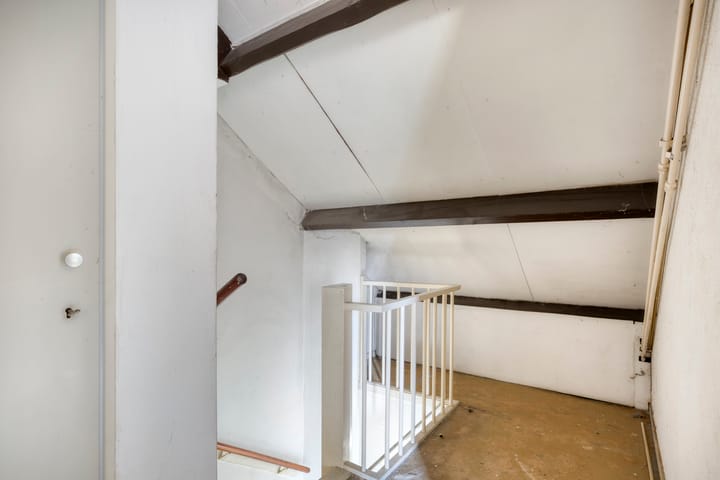 Tussenwoning te koop: Oranje-Bastion 22, Grave