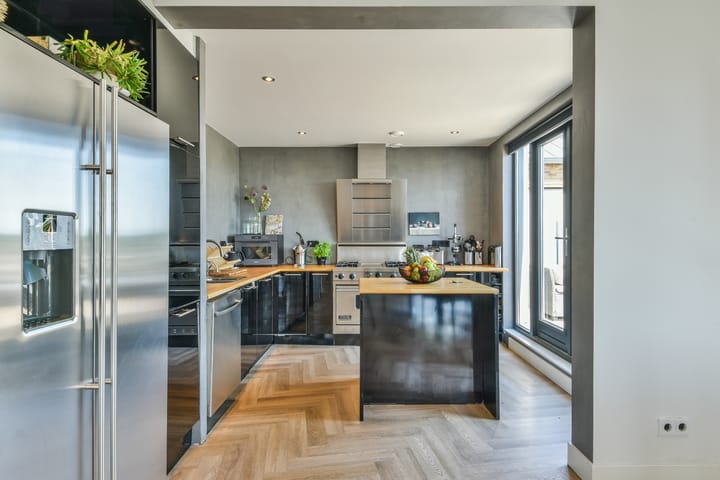 Appartement te koop: IJsbaankade 193, Huizen