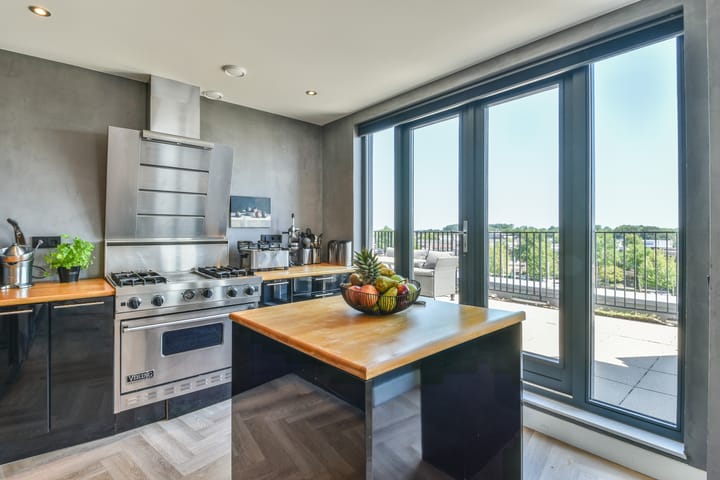 Appartement te koop: IJsbaankade 193, Huizen