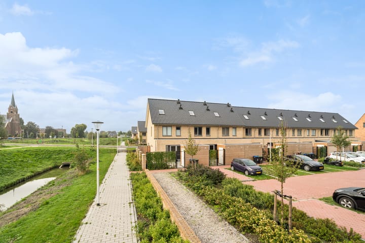 Tussenwoning te koop: Naardermeerstraat 4, Berkel En Rodenrijs