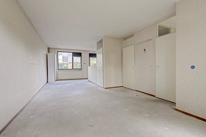 Tussenwoning te koop: Spoorhaag 122, Houten