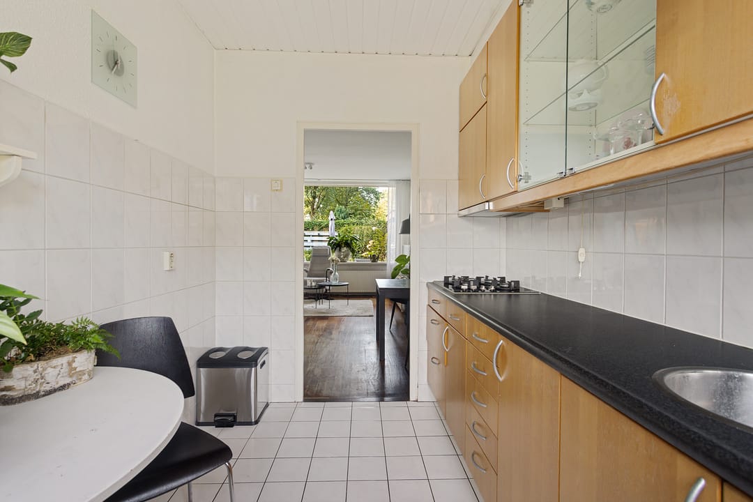 Photo 13 of Titus Brandsmastraat 54