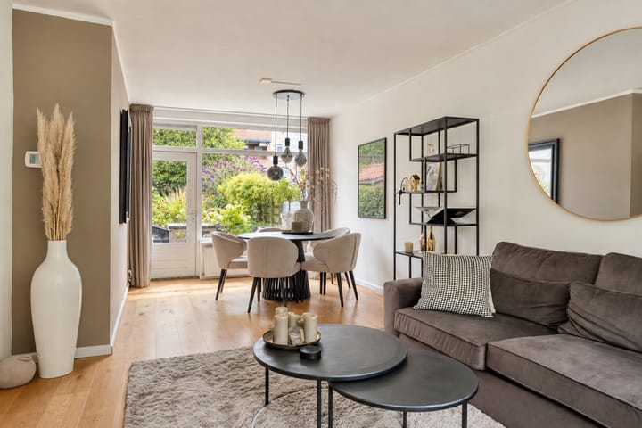 Tussenwoning te koop: Tesselschadestraat 59, Deventer
