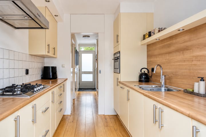 Tussenwoning te koop: Tesselschadestraat 59, Deventer